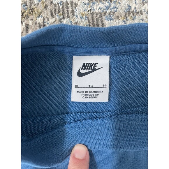 Nike Sports Essentialls All Over Sticker Print Sweatshirt Mens XL Blue - Picture 3 of 6